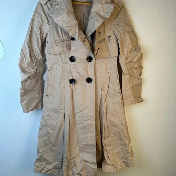 Miu Miu Romantic Days Trench Coat - Picture 3 of 13